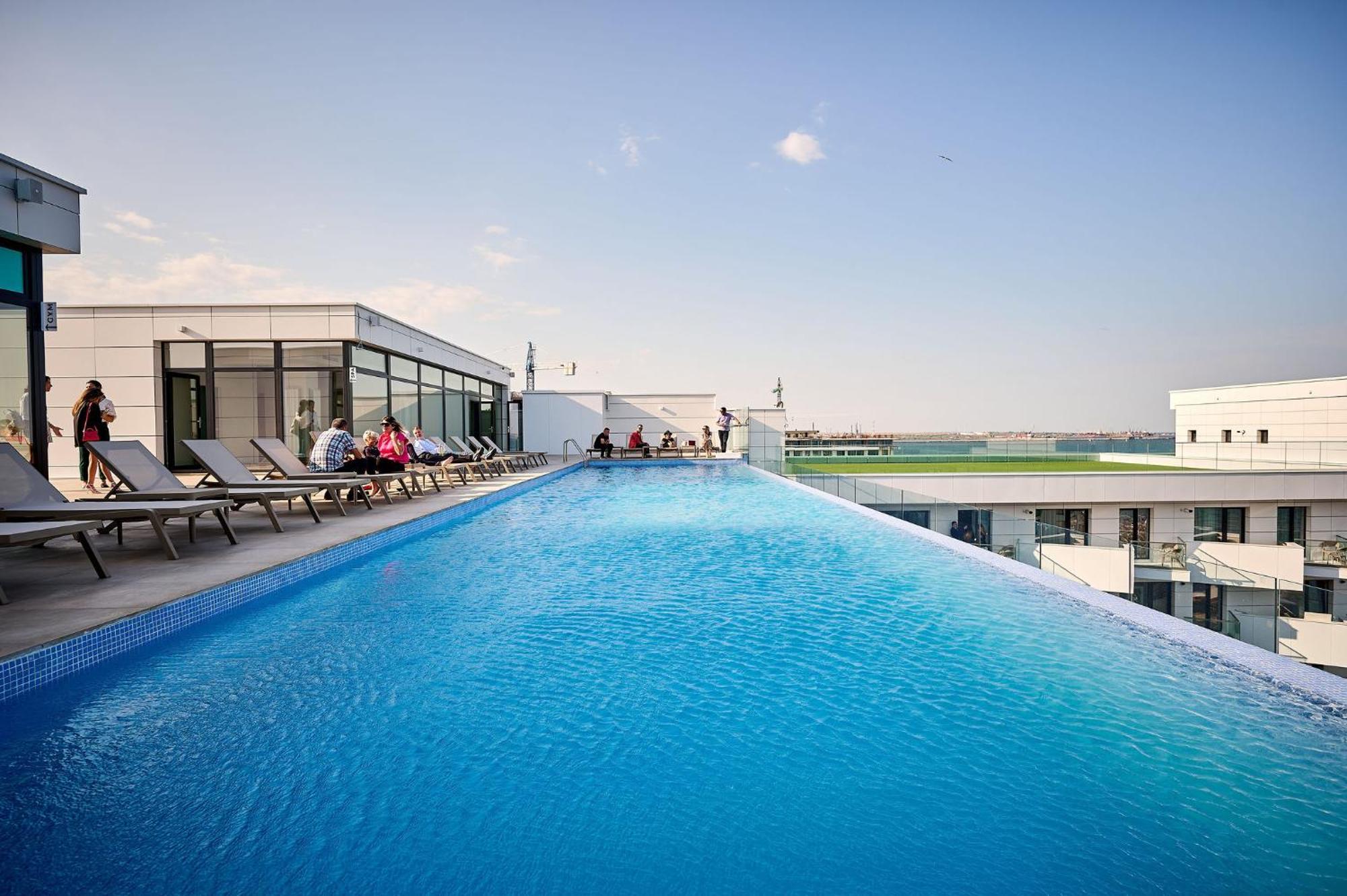 Summer Residence Apartment In Infinity Beach Resort - Parking Mamaia Exterior foto