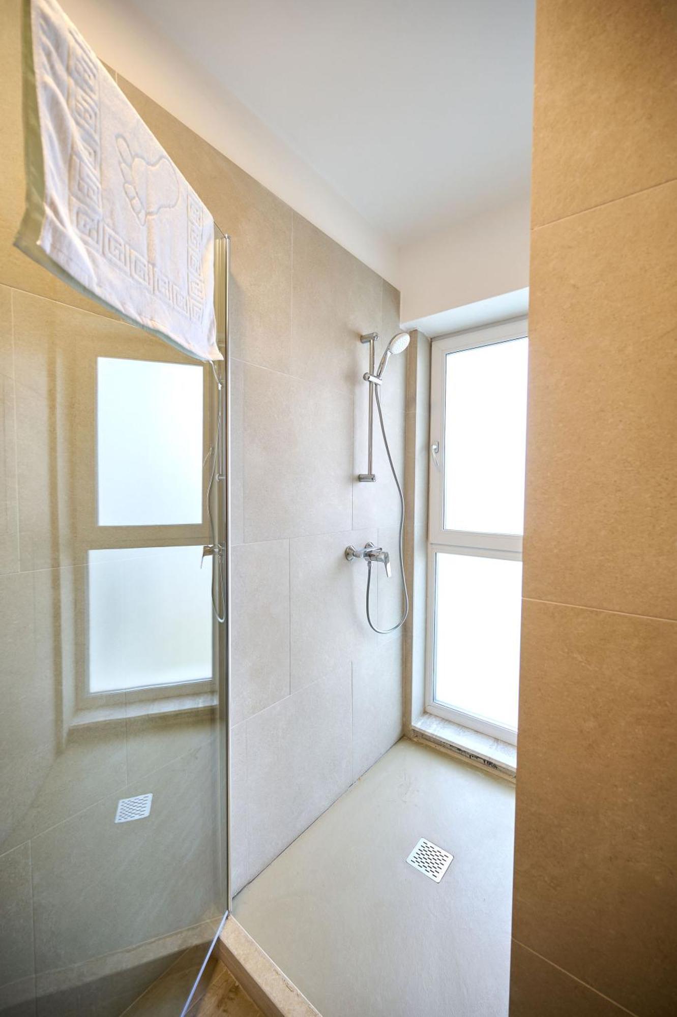 Summer Residence Apartment In Infinity Beach Resort - Parking Mamaia Exterior foto