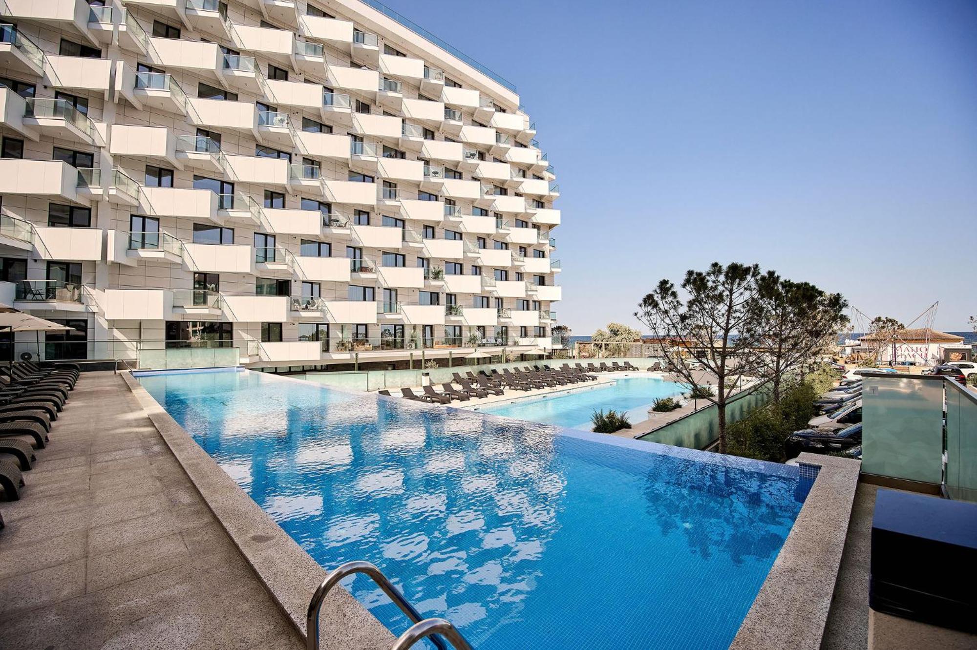 Summer Residence Apartment In Infinity Beach Resort - Parking Mamaia Exterior foto